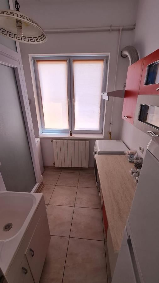 Apartament centru plaja modern Constanţa Exterior foto